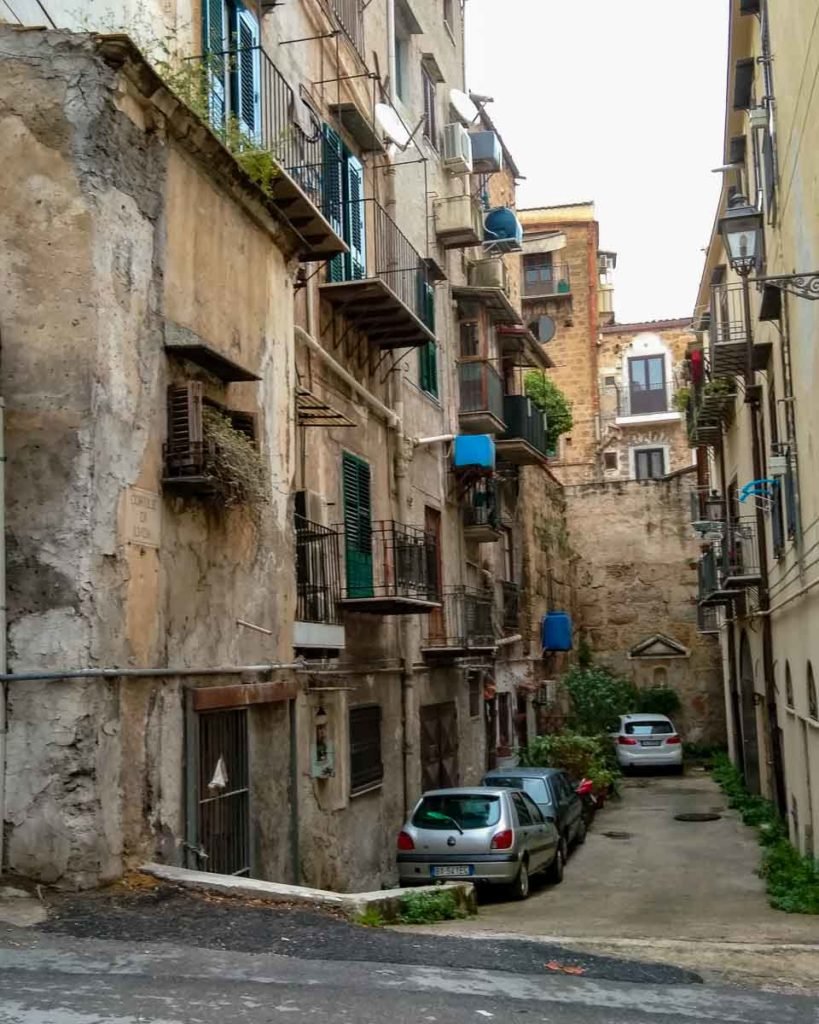 Becos em Palermo na Itália