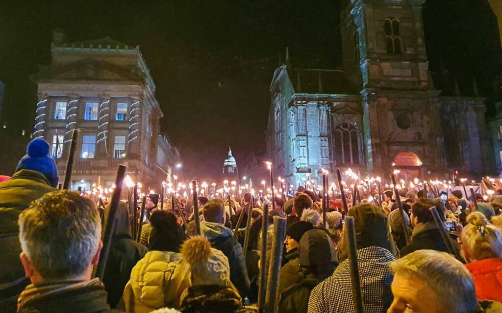Torchlight Procession em Edimburgo