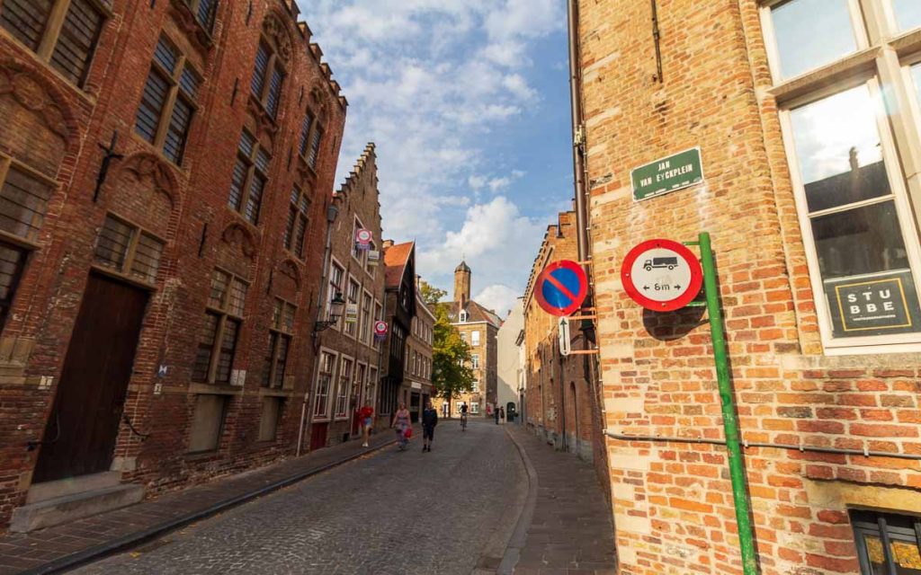 Rua em Bruges