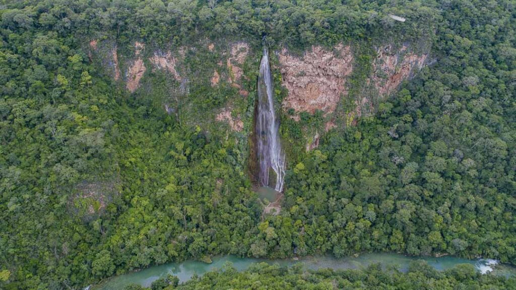 Cachoeira Boca da Onça em Bodoquena