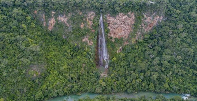 Boca da Onça em Bodoquena/MS: trilhas, cachoeiras e rapel de 90 metros